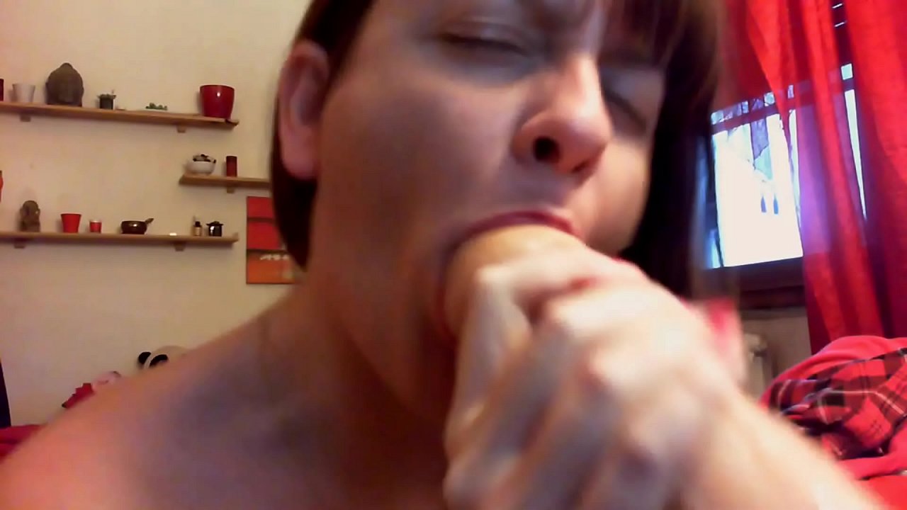 Skvělý orgasmus pro tvou špinavou sestru, otevři pusu a vypij to všechno